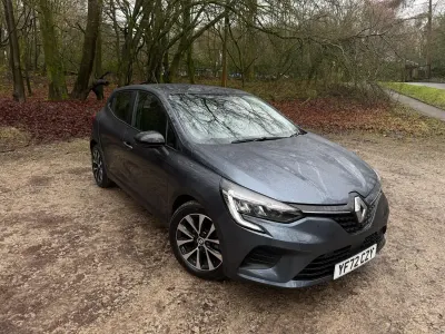 Used Renault Clio Evolution 90 HP (66 kW) 2022 Grey Hatchback