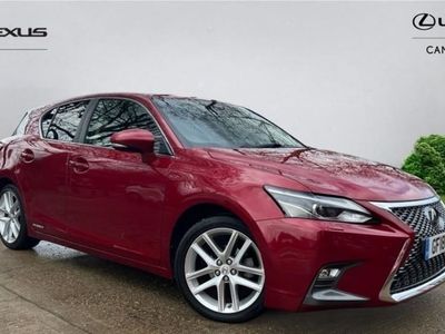 Lexus CT200h