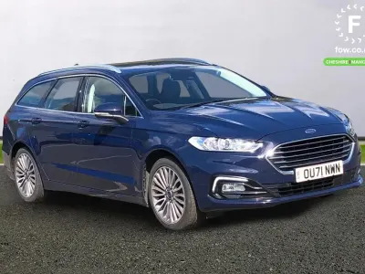 Begagnad Ford Mondeo Titanium 2021 Blå Kombi