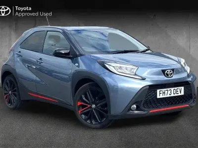 Used Toyota Aygo X 72 HP (52 kW) 2024 Undercover grey with black SUV