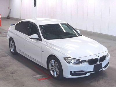 Used BMW 320 Sport Line 2015 White Sedan
