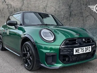 Używany Mini Cooper Hatch 113 kW (154 KM) 2026 Zielony Hatchback