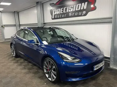 Używany Tesla Model 3