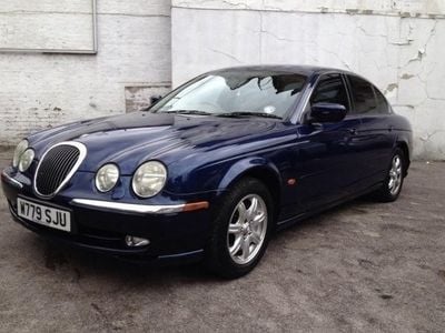 Begagnad Jaguar S-Type S 240 HK (176 kW) 2000 Sedan
