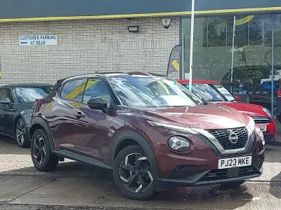 Used Nissan Juke N-Connecta 114 HP (83 kW) 2023 Red SUV