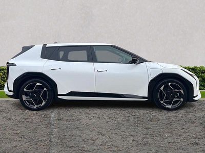 Used Kia EV4 GT-Line S 150 kW (204 HP) 2025 White Hatchback