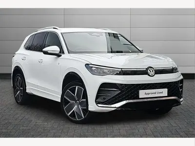 Używany VW Tiguan R-line 150 KM (110 kW) 2026 Biały SUV