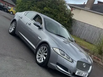 Used Jaguar XF Premium Luxury 200 HP (147 kW) 2013 Grey Sedan
