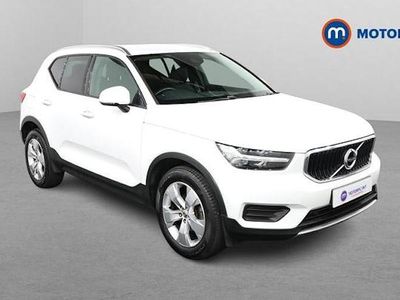 White Used 2019 Volvo XC40 Momentum SUV | £17,999 (Fair price)