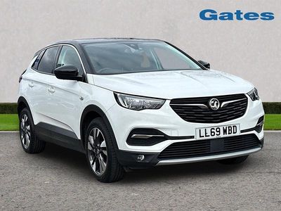 Used Vauxhall Grandland X SRi 2019 White SUV