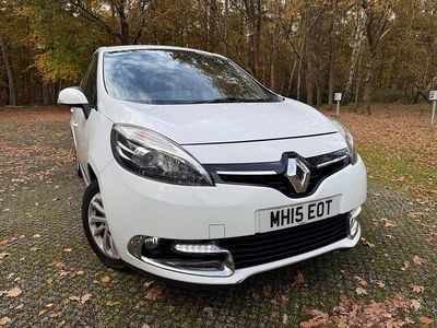 White Used 2015 Renault Scénic III Dynamique MPV | £4,350 (Fair price)