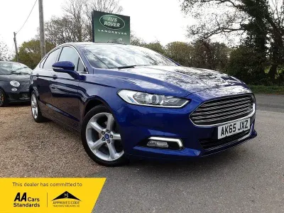 Begagnad Ford Mondeo Titanium 160 HK (117 kW) 2016 Blå Halvkombi