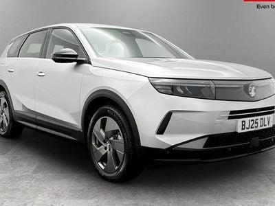 Used Vauxhall Grandland X Design Edition 136 HP (100 kW) 2025 SUV