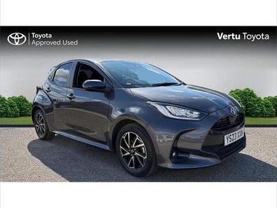 Used Toyota Yaris Hybrid Design 116 HP (85 kW) 2023 Grey Hatchback