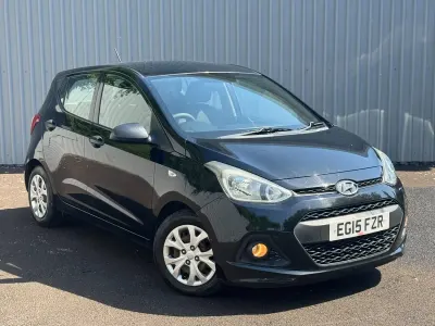 Used Hyundai i10 67 HP (49 kW) 2015 Black Hatchback