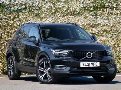 Used Volvo XC40 R-Design 163 HP (119 kW) 2021 Black SUV