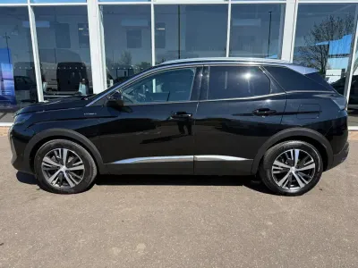 Used Peugeot 3008 Allure+ 300 HP (220 kW) 2024 Black SUV