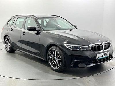 Used BMW 330e Sport Line 292 HP (214 kW) 2021 Black Estate