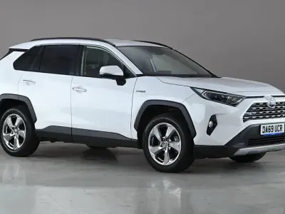 Usado Toyota RAV4 222 HP (163 kW) 2025 SUV