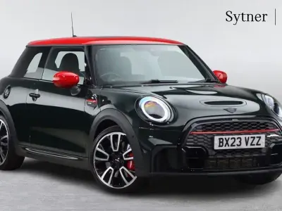 Used Mini John Cooper Works Hatch 228 HP (167 kW) 2023 Green Hatchback