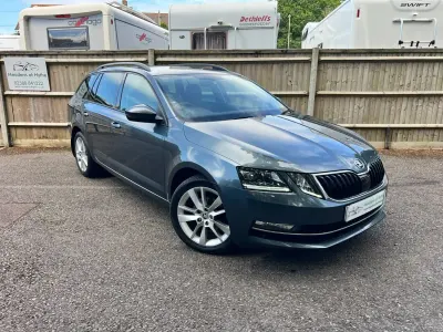 Usado Skoda Octavia SE L 116 CV (85 kW) 2018 Gris Familiar