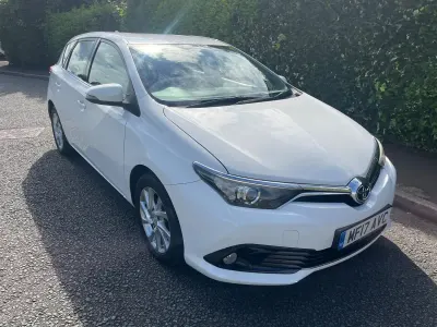 Used Toyota Auris