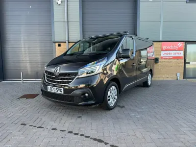 Used Renault Trafic 2020 Black MPV