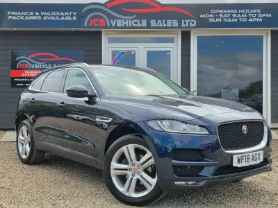 Używany Jaguar F-Pace Portfolio 240 KM (176 kW) 2018 Niebieski SUV