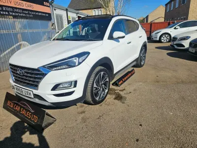 Used Hyundai Tucson Premium SE 177 HP (130 kW) 2018 White SUV