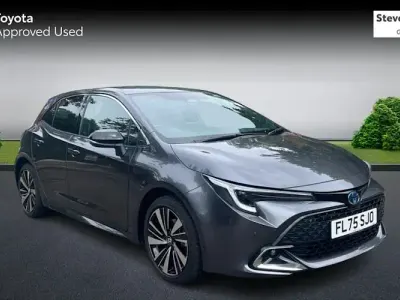 Used Toyota Corolla Design 140 HP (102 kW) 2025 Grey Hatchback