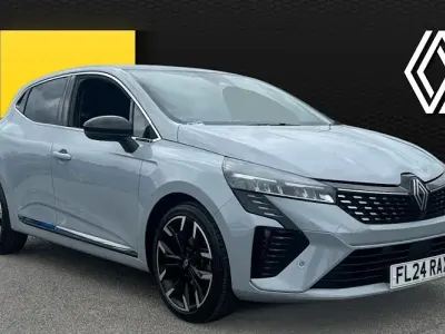 Begagnad Renault Clio V Techno 90 HK (66 kW) 2024 Grå Halvkombi