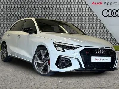 Used Audi S3 Sportback Advanced 310 HP (228 kW) 2021 White Hatchback