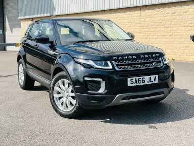 Used Land Rover Range Rover evoque SE 2016 Black Estate