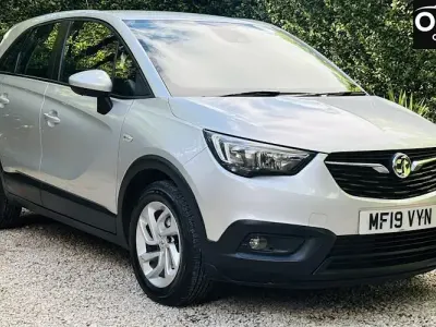 Used Vauxhall Crossland X 82 HP (60 kW) 2018 Silver SUV