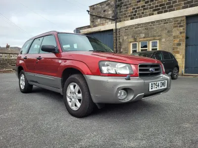 Used Subaru Forester 2004 Red/grey SUV