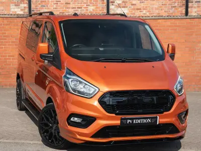 Używany Ford Transit Custom Limited 170 KM (125 kW) 2020 Pomarańczowy Van