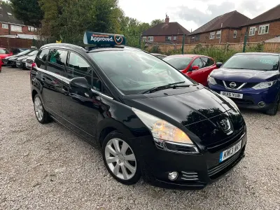 Used Peugeot 5008 Allure 115 HP (84 kW) 2013 Black MPV