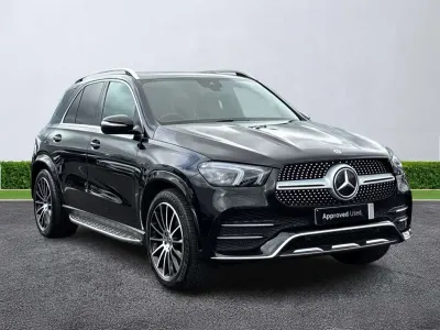 Käytetty Mercedes GLE400 AMG line 2023 Musta Farmari