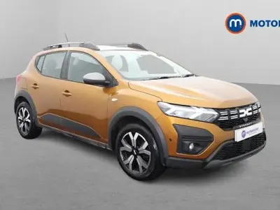 Usado Dacia Sandero Journey 91 HP (66 kW) 2022 Laranja Citadino