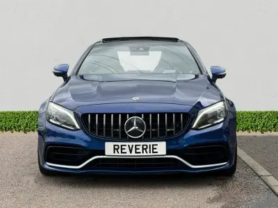 Begagnad Mercedes C63 AMG Premium Plus 510 HK (375 kW) 2020 Blå Sportkupé