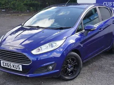 Usado Ford Fiesta Titanium 95 HP (69 kW) 2017 Citadino