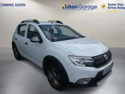 Gebraucht Dacia Sandero Lauréate 2018 Weiß Kleinwagen