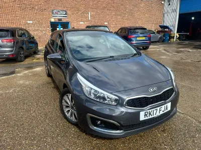 Used Kia Ceed 136 HP (100 kW) 2017 Silver Hatchback