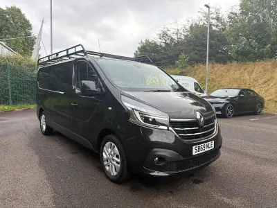 Used Renault Trafic 143 HP (105 kW) 2019 Black MPV