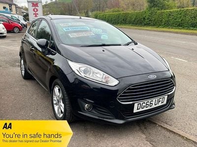 Begagnad Ford Fiesta Zetec 2016 Svart