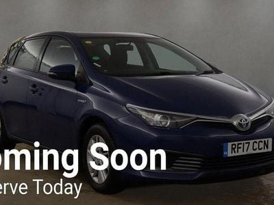 Used 2017 Toyota Auris Hybrid Active | £9,990 (Good price)