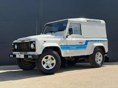Used Land Rover Defender 2010 White SUV