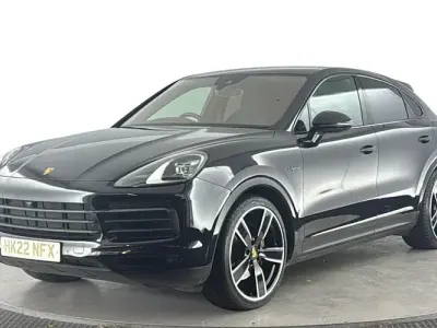 Usado Porsche Cayenne E-Hybrid Coupe Platinum Edition 462 CV (339 kW) 2022 Coupe