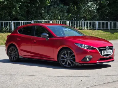 Used Mazda 3 Inclusive 165 HP (121 kW) 2016 Red Hatchback
