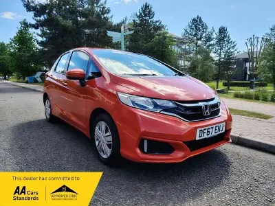 Używany Honda Jazz S 102 KM (75 kW) 2018 Pomarańczowy Hatchback